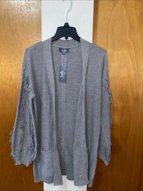 🩶NWT Belle by Beldini Gray Fringe Sleeve Open Cardigan Sweater Coat